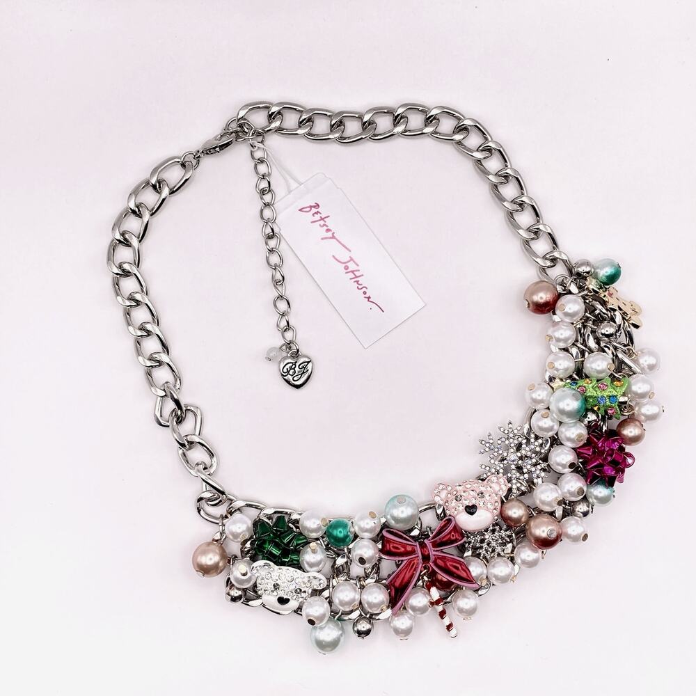 NWT BETSEY JOHNSON Holiday Baubles Bow Teddy Bear Bib Necklace Style# 1001085282
